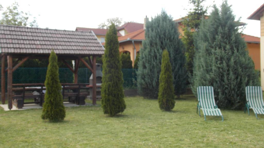 Bodzavirag Apartman Zalakaros Luaran gambar