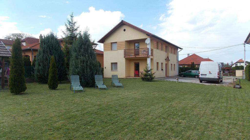 Bodzavirag Apartman Zalakaros Luaran gambar