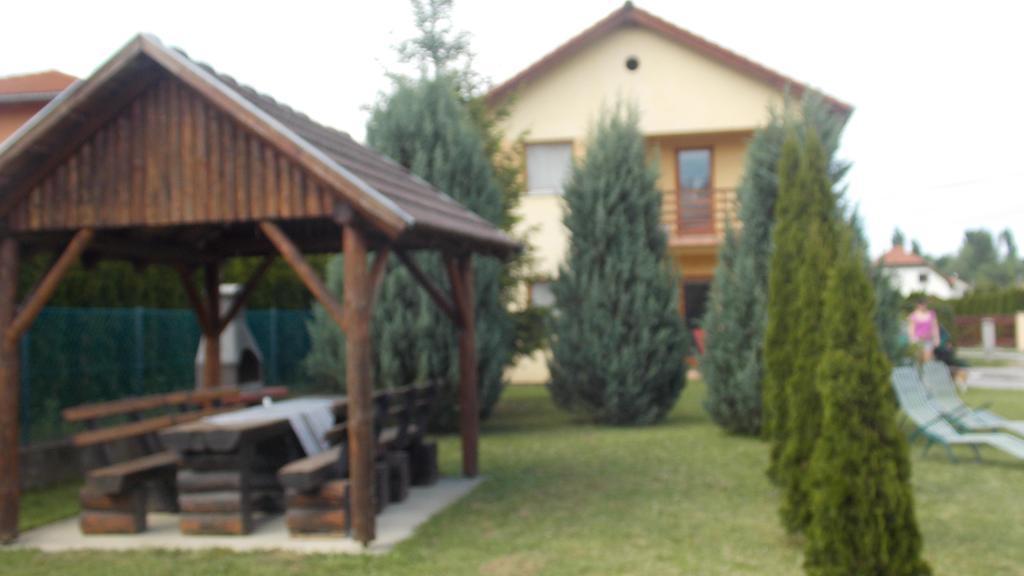 Bodzavirag Apartman Zalakaros Luaran gambar